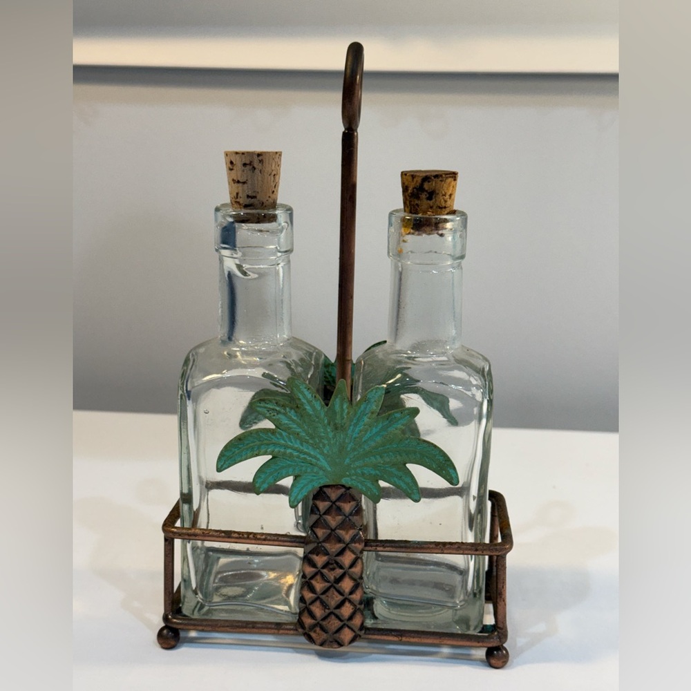 Pineapple Glass Bottle Set with Metal Holder